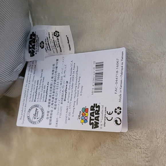 Large Tsum Tsum Disney Store Authentic Star Wars 11" toy, Captain Phasma… - Picture 9 of 9